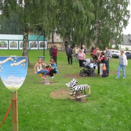 Otevření dětského hřiště 2011