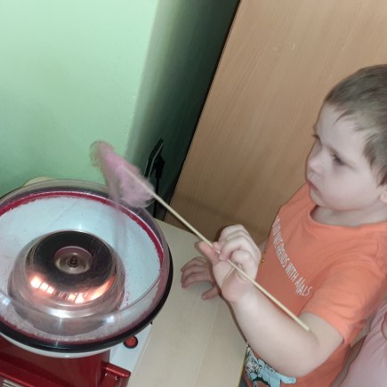 RŮŽOVÝ DEN - ÚNOR